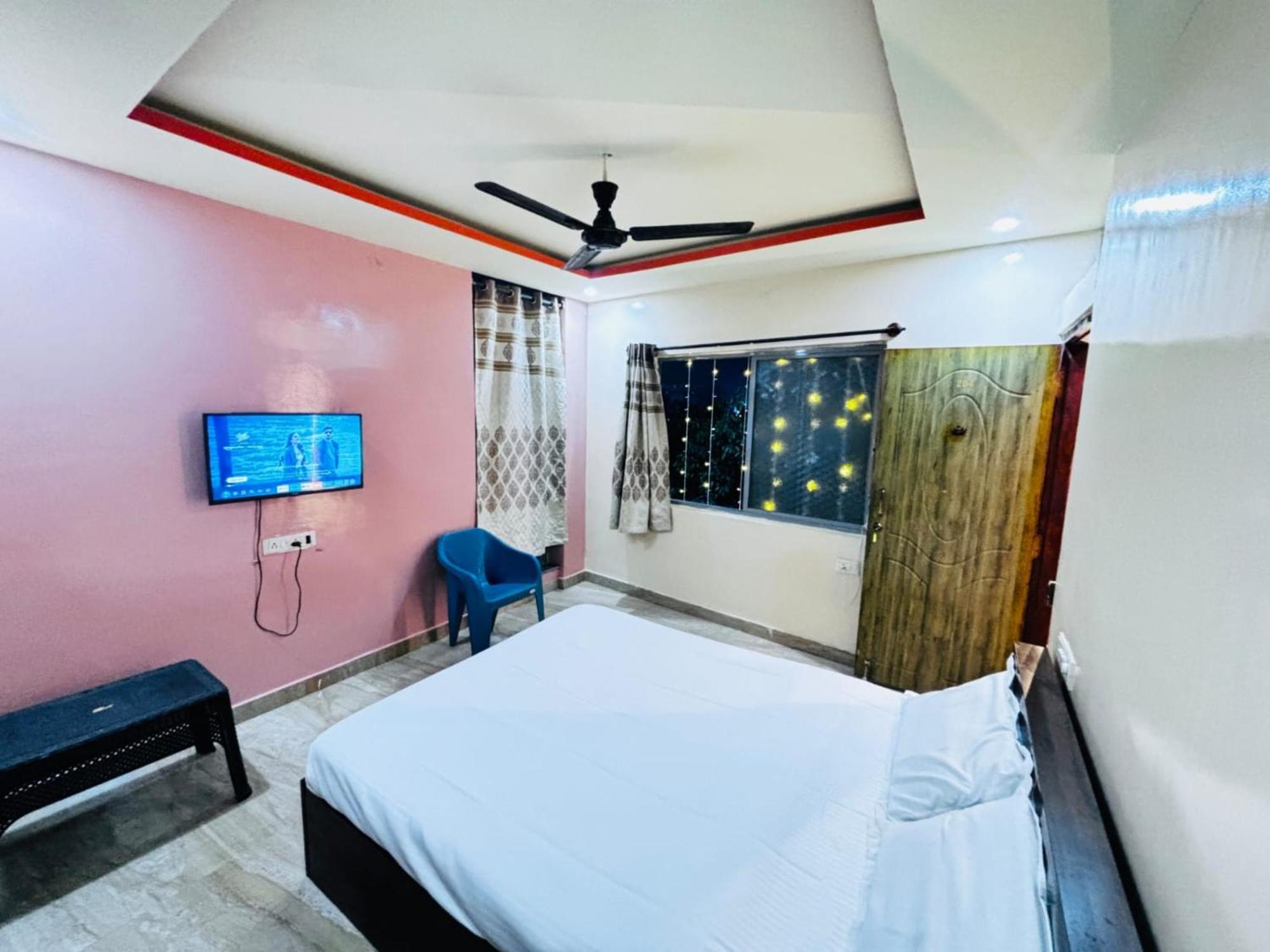 Hotel New Royal Ruby - Electronic City Phase 1 Kammasandra Екстериор снимка