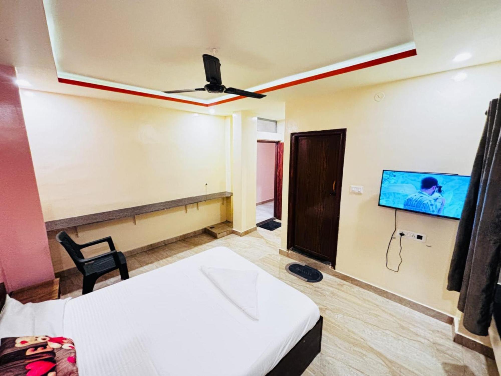 Hotel New Royal Ruby - Electronic City Phase 1 Kammasandra Екстериор снимка