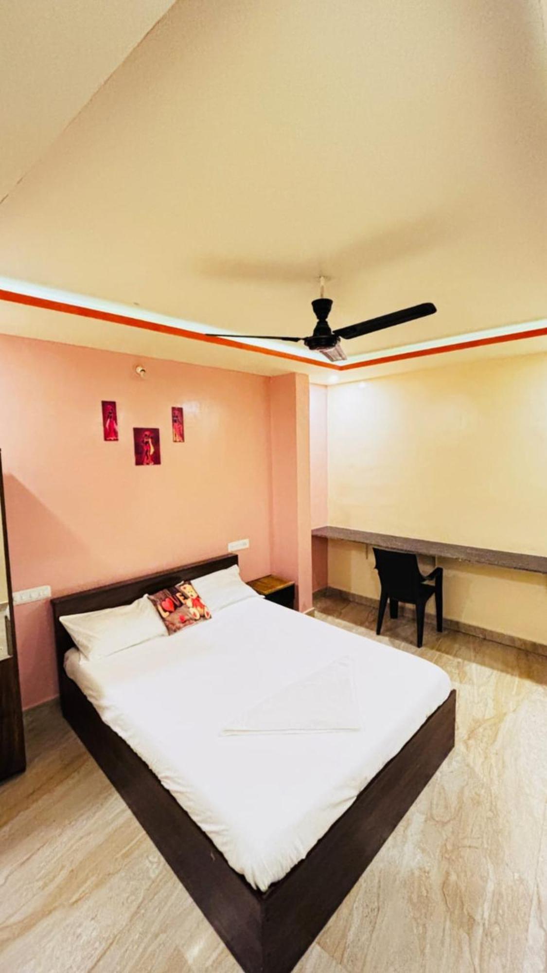 Hotel New Royal Ruby - Electronic City Phase 1 Kammasandra Екстериор снимка